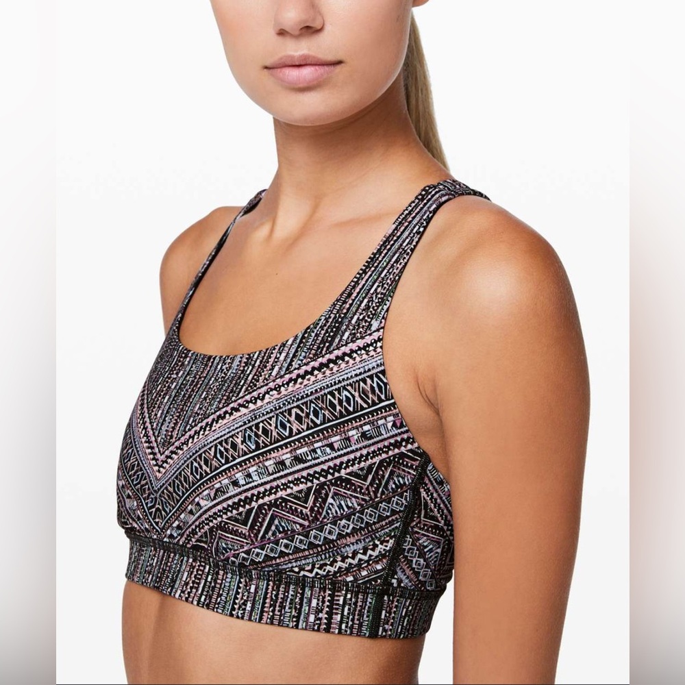 Lululemon Energy Bra
Tribal Pace Energy Bra White Black